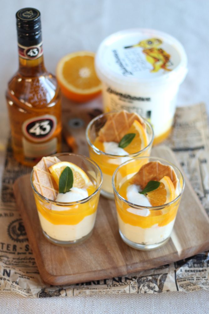 Sinaasappel bavarois met yoghurt en licor43